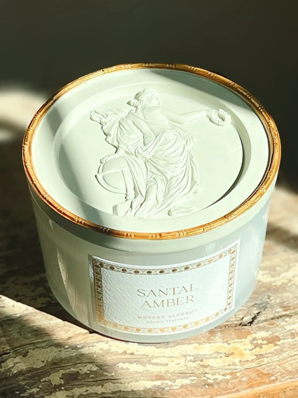 NEW Modern Alchemy Santal Amber Bougie Parfumee 15.1 OZ Candle Decorative Lid